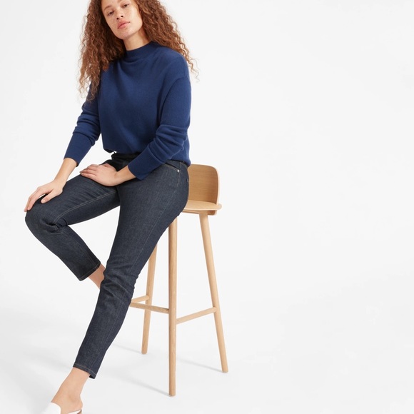 NWT Everlane The Mid-Rise Skinny Jean in Dark Indigo
Size 28 - Picture 4 of 9